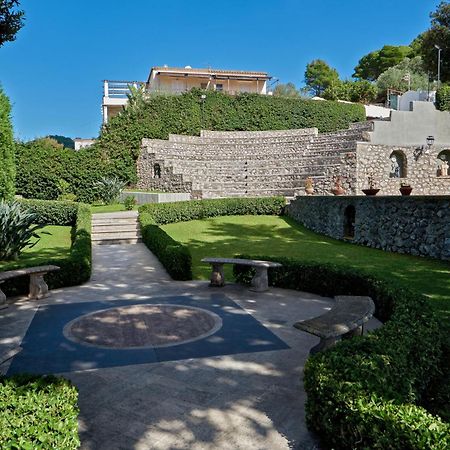 La Casa Dei Merli Capri Luaran gambar