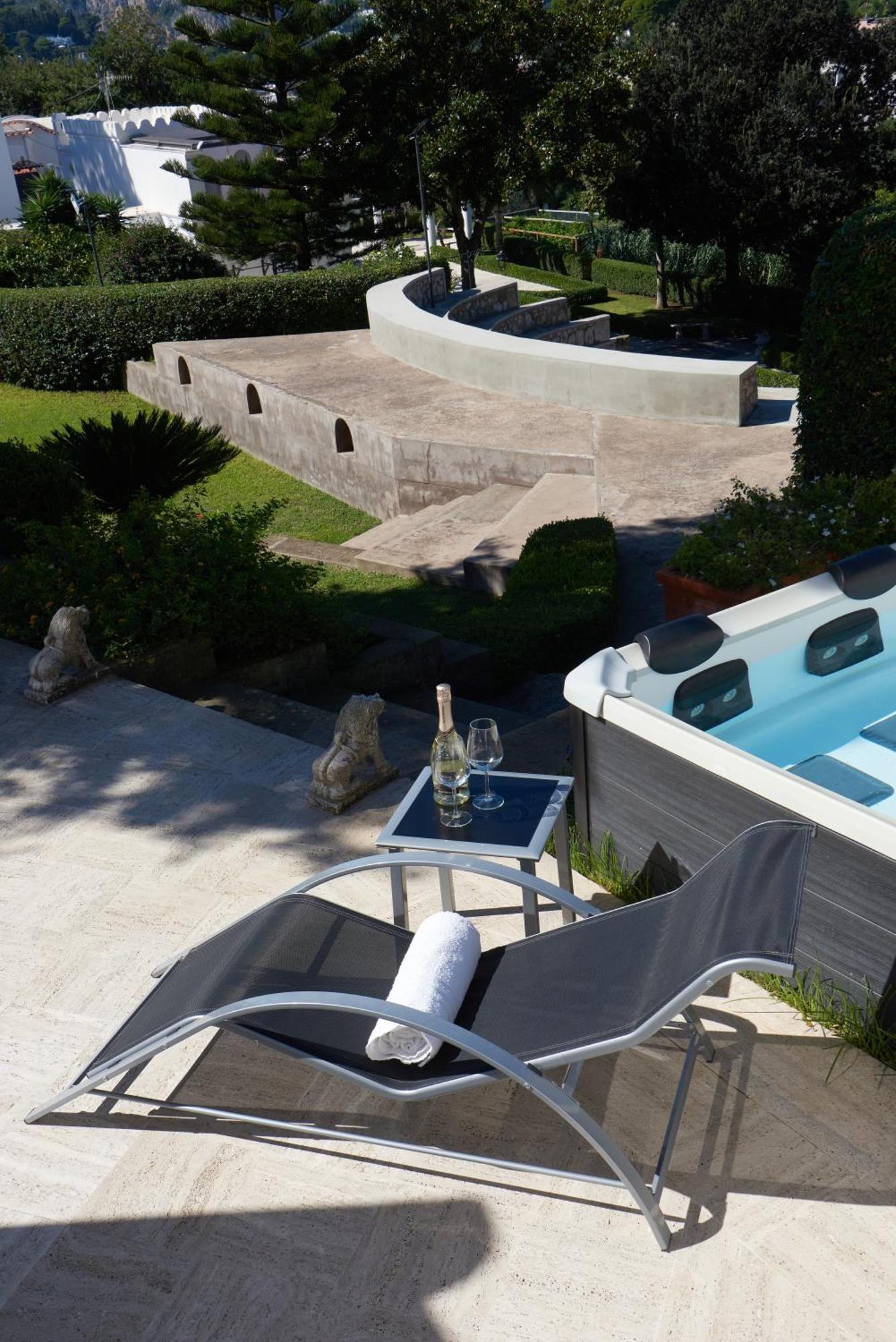 La Casa Dei Merli Capri Luaran gambar