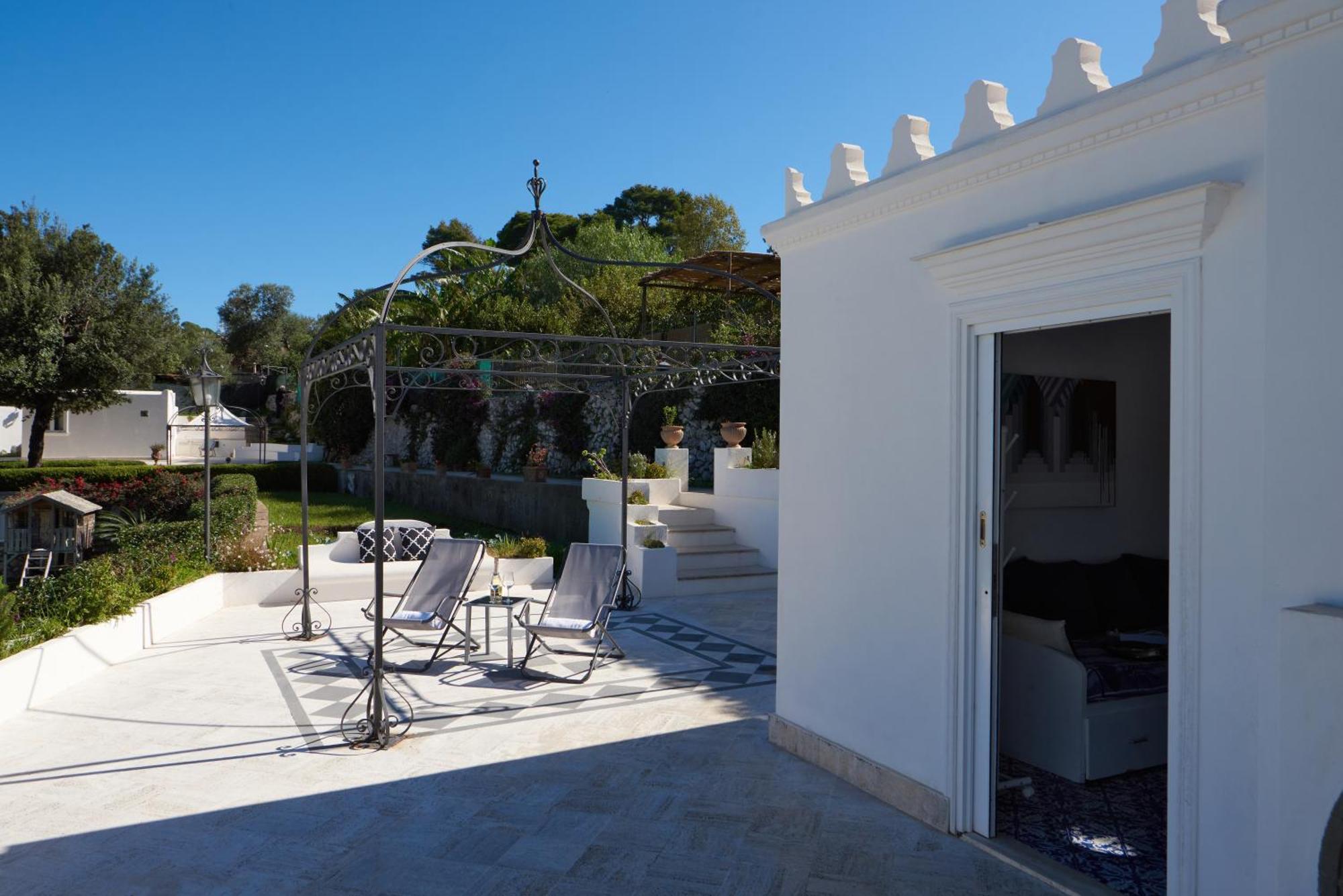 La Casa Dei Merli Capri Luaran gambar